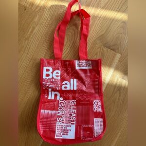 Lululemon small quotes tote, EUC!